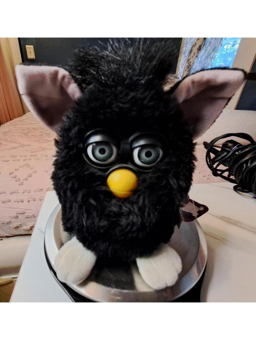 Vintage 1998 Furby Gen 1 Witch's Cat Black with Tail Model 70-800